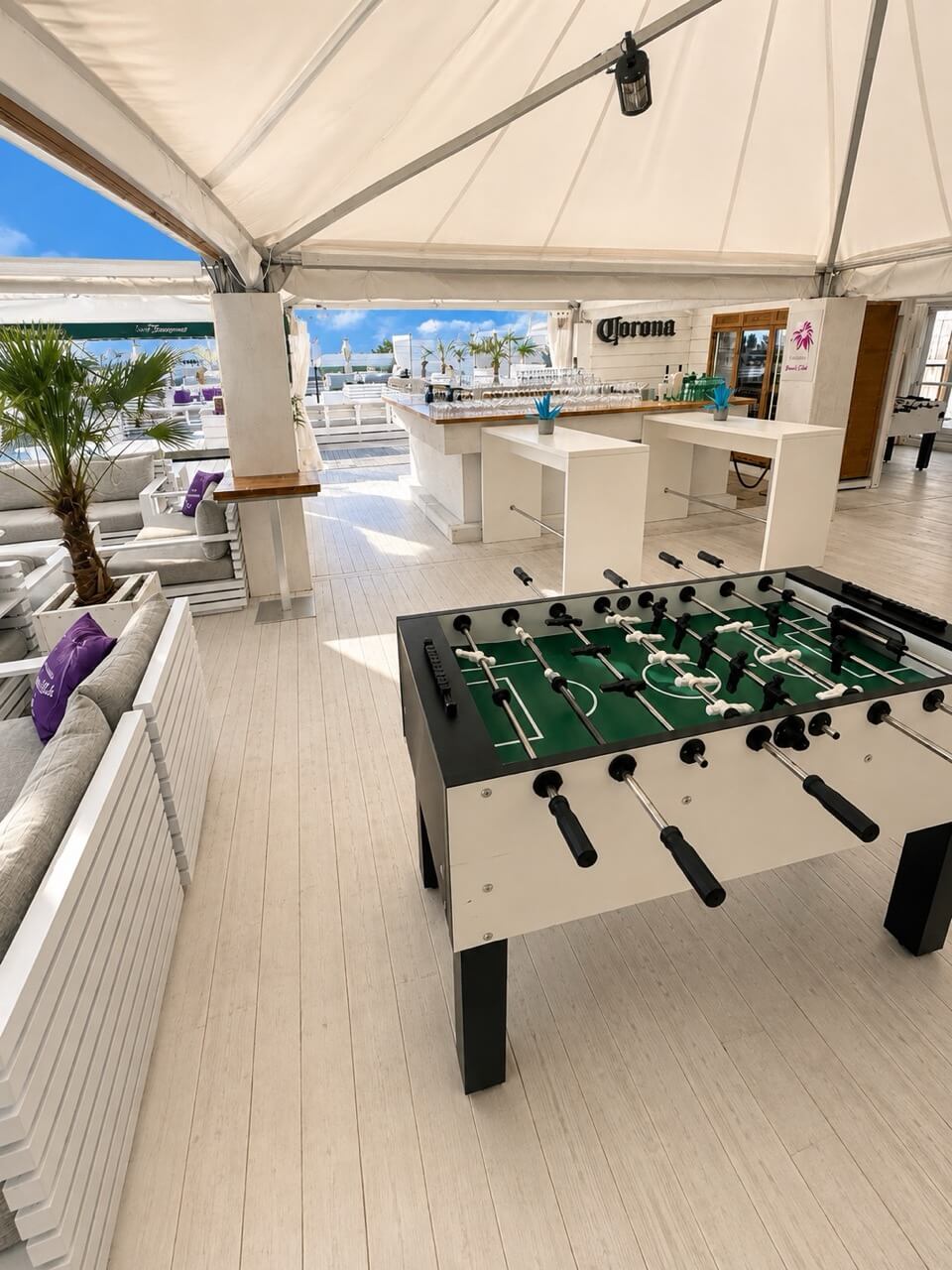 LASCANA Beach Club powered by SKY & SAND