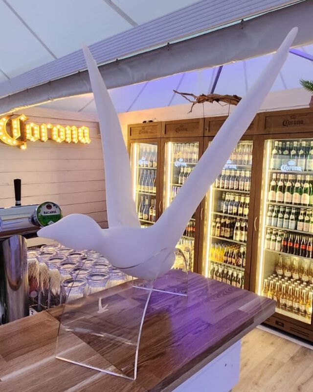 Hier könnte Ihr Sommerfest sein!
Feiern Sie mit Ihrem Team im Lascana Beach Club powered by Sky & Sand – mit den Füßen im Sand, einem Drink in der Hand und dem schönsten Sonnenuntergang Hamburgs direkt vor Augen.
Ob Firmenfeier, Sommerfest oder exklusives Get-together – bei uns wird jedes Event unvergesslich.

Jetzt buchen & den Sommer genießen!
https://skyandsand-hamburg.de/corporateevents

@skyandsandbeachclubhamburg 

#LascanaBeachClub #SkyAndSand #Sommerfest #Firmenfeier #HamburgEvents #BeachVibes #Sonnenuntergang #EventlocationHamburg #UnvergesslichFeiern #IncentiveHamburg #BeachClubVibes #skyandsandbeachclubhamburg
