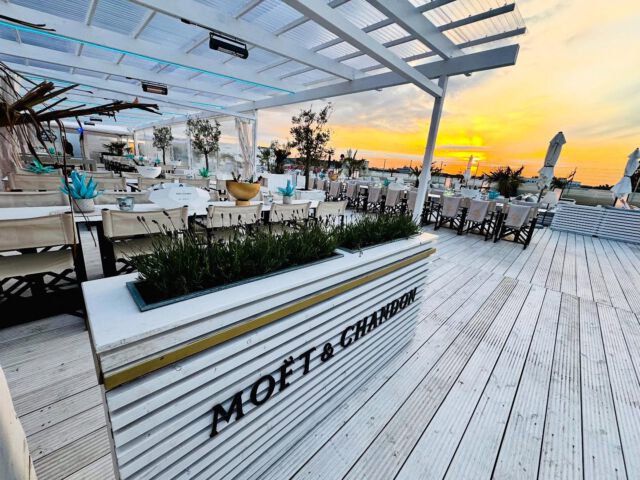 Hier könnte Ihr Sommerfest sein!
Feiern Sie mit Ihrem Team im Lascana Beach Club powered by Sky & Sand – mit den Füßen im Sand, einem Drink in der Hand und dem schönsten Sonnenuntergang Hamburgs direkt vor Augen.
Ob Firmenfeier, Sommerfest oder exklusives Get-together – bei uns wird jedes Event unvergesslich.

Jetzt buchen & den Sommer genießen!
https://skyandsand-hamburg.de/corporateevents

#LascanaBeachClub #SkyAndSand #Sommerfest #Firmenfeier #HamburgEvents #BeachVibes #Sonnenuntergang #EventlocationHamburg #UnvergesslichFeiern #IncentiveHamburg #BeachClubVibes